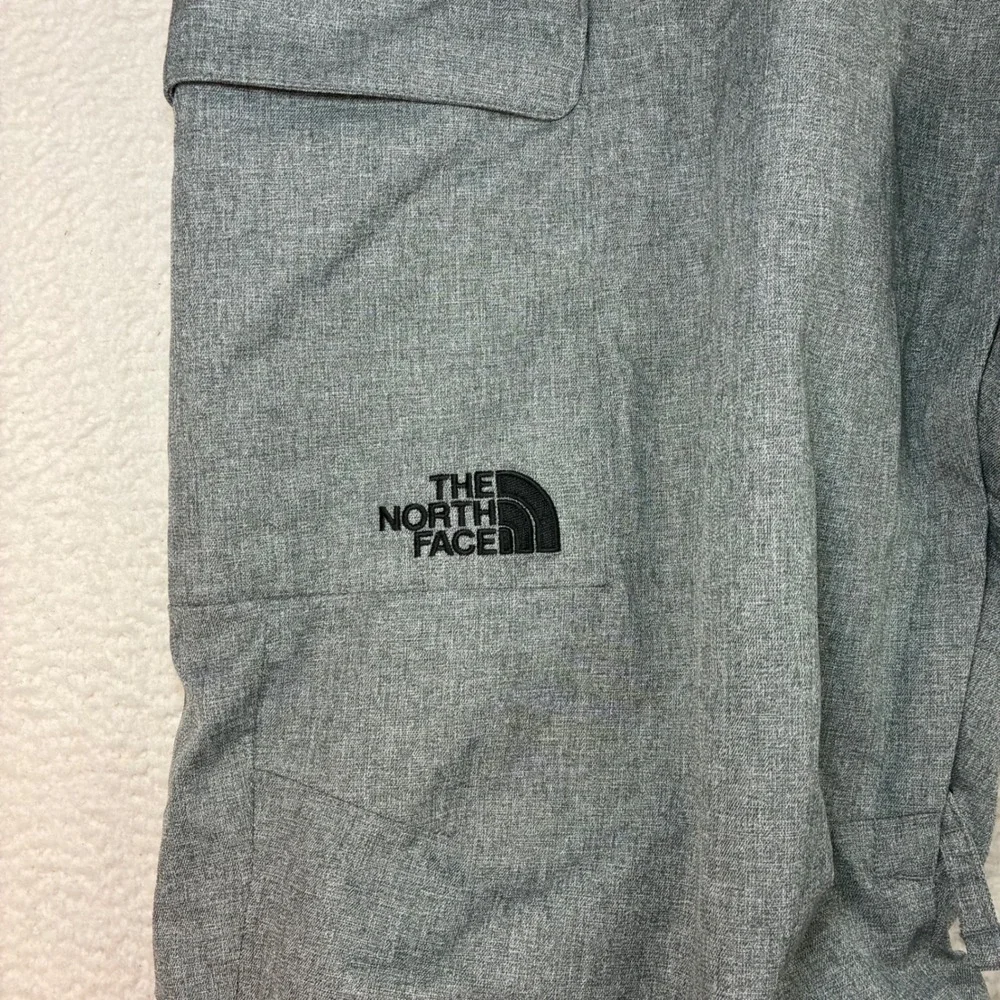 The North Face Freedom Insulated Pants Men L Gray Dryvent Ski Snowboard Winter